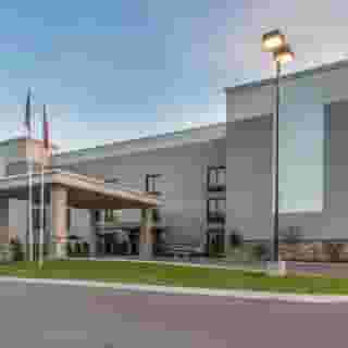 Quality Suites Nashville Airport, 3 of 5