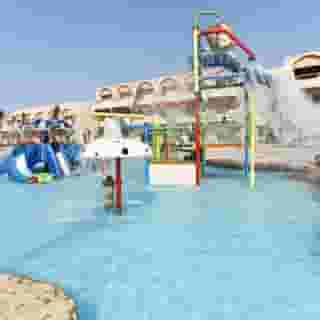 The Three Corners Sea Beach Resort, 4 of 5