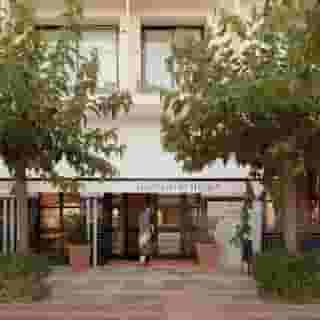 Elisabeth by the Sea, 1 of 5