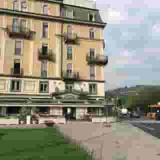 Metropole Suisse, 3 of 5