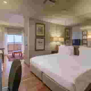 Royal Savoy, 3 of 5