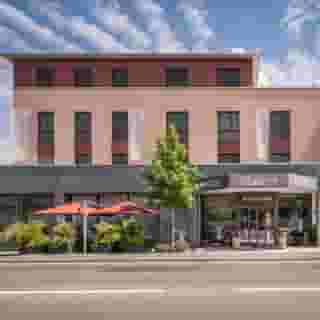 Hotel Arcade, 2 of 5