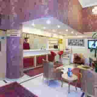 Divas Boutique, 4 of 5