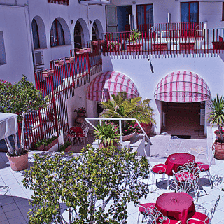 Albatros Hotel, 4 of 5