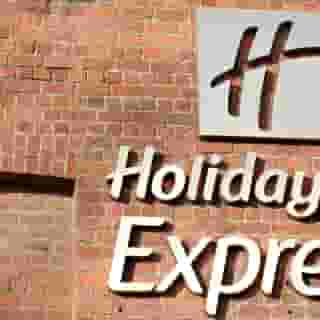Holiday Inn Express Liverpool - Royal Albert Dock, 1 of 5