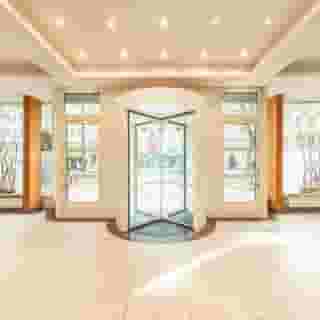 Hotel Madison, 2 of 5