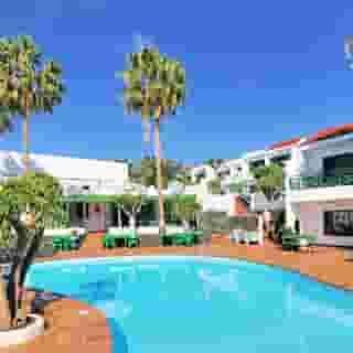 Rocas Blancas Apartments, 2 of 5