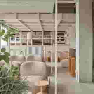 Locke at East Side Gallery, Friedrichshain, 3 of 5