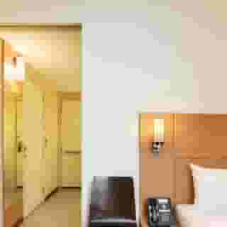 Ibis Singapore Novena, 1 of 5