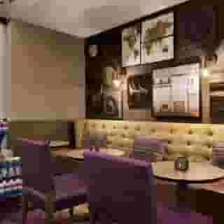 Hampton Inn and Suites Seattle/Renton WA, 3 of 5