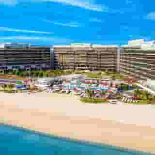 Th8 Palm Dubai Beach Resort, Vignette Collection, 1 of 5