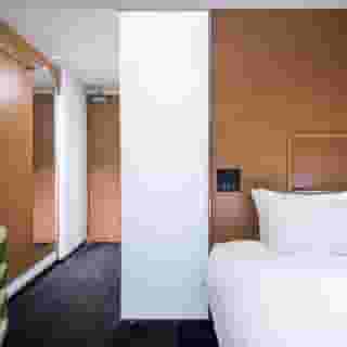 the b akasaka, 1 of 5