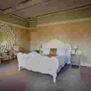 The Mitre Hotel, 4 of 5