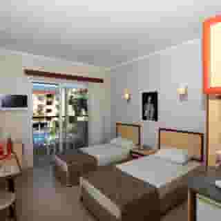 Sun City Apartments, 3 of 5