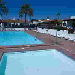 Las Tartanas, 2 of 5