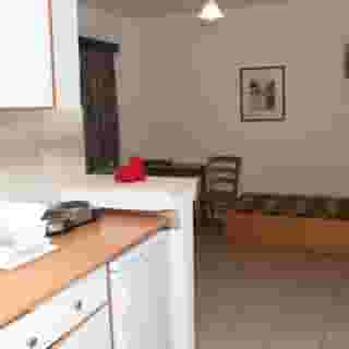 Mareva Apartments, 5 of 5