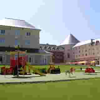 Grand Magic Hotel, 2 of 5