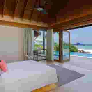 Emerald Faarufushi Resort & Spa Hotel, 3 of 5