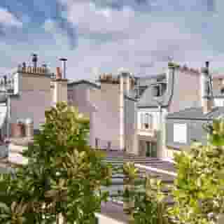 Moulin Plaza, 1 of 5