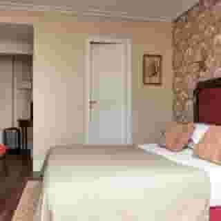 Serotel Lutece, 5 of 5