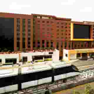 Camino Real Aeropuerto, 2 of 5