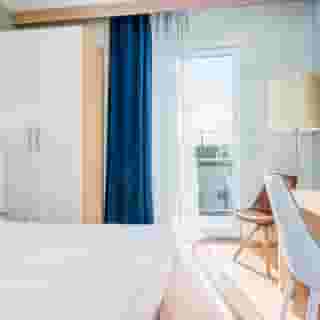 Akeah Verdi Budapest, 3 of 5