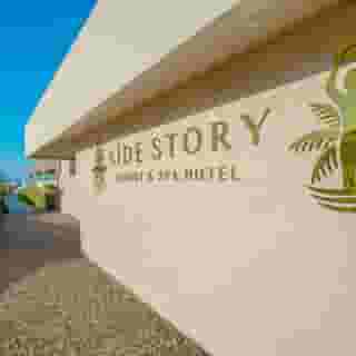 Side Story Hotel, 3 of 5