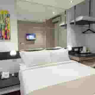 12FLY Hotel, 2 of 5