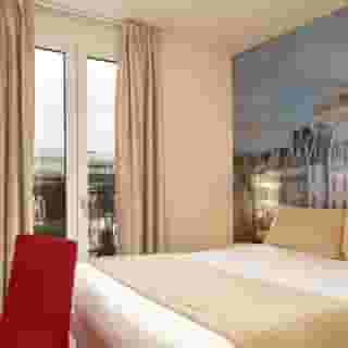 Fertel Maillot, 2 of 5