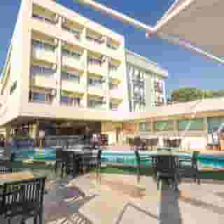 Tuntas Beach Hotel Altinkum, 2 of 5