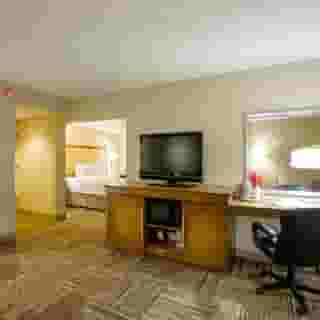 Hampton Inn Atlanta-Northlake, 2 of 5