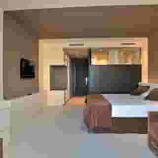 Sol Guadalupe, 2 of 5