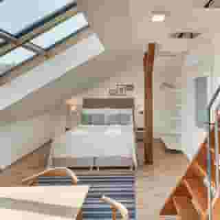 Louren Apartments, 1 of 5