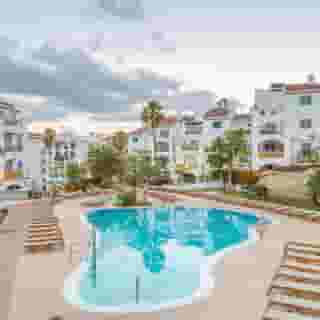 Sunset Harbour Club, 2 of 5