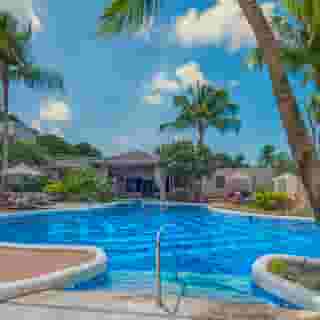 Waves Hotel & Spa by Elegant Hotels, 2 of 5