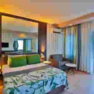 Crystal Land Of Paradise, 4 of 5