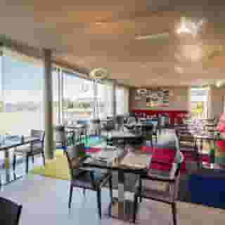 Starling Lausanne, 4 of 5