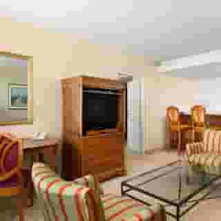 Millennium Court Marriott Executive Apartments, 2 of 5