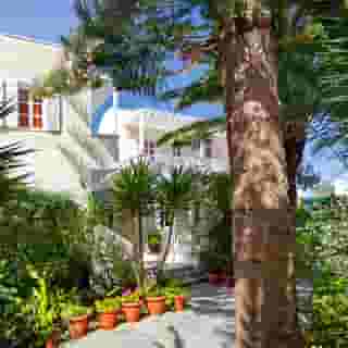 Dolphins Apartments, 3 of 5