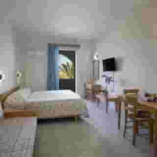 Marinos Beach Apartments, 3 of 5