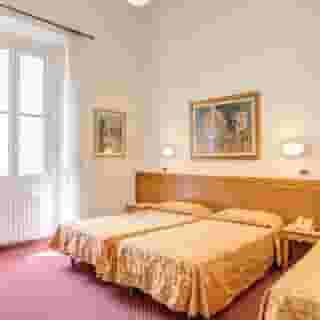 Hotel Nuova Italia, 2 of 5