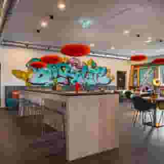 the niu Hide, 1 of 5