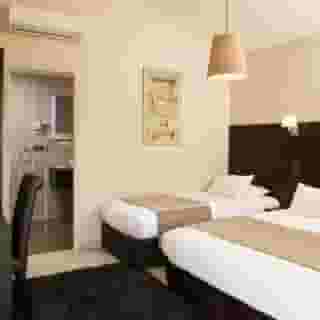 Logis Hotel les Pierres Dorees, 6 of 6