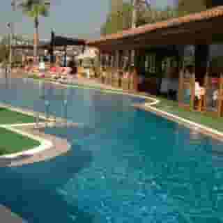 Tropicana Beach Apartments, 3 of 5