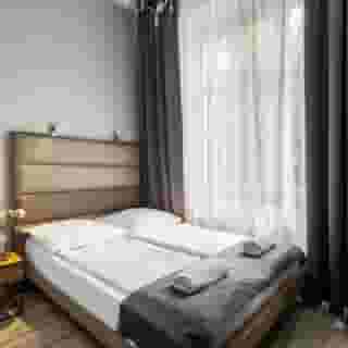 G12 Aparthotel, 4 of 5