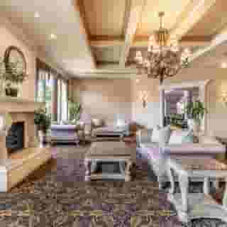 Atrium Hotel Vancouver, 2 of 5