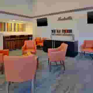 Holiday Inn Express Nashville Airport, 2 of 5