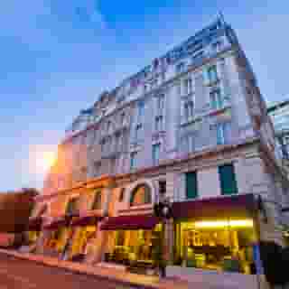 Kingston Suites, 2 of 5