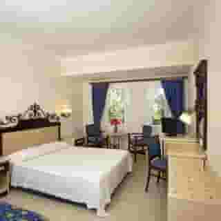 Cactus Mirage Family Club, 1 of 5