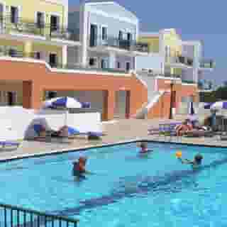 Camari Gardens Apartments, 1 of 5